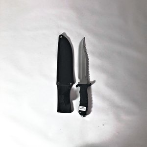 Cuchillo de Supervivencia con Funda Negra - imagen 1