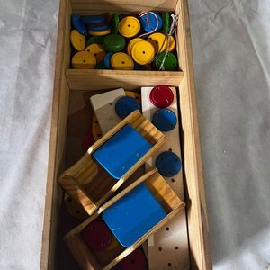 Lote anterior: Cajón con Piezas de Madera para Ensamblar Tipo Puzzle