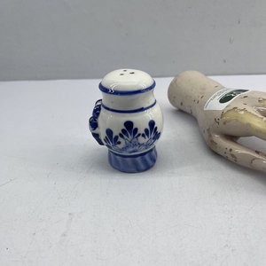 Salero Holandés de Cerámica con Tapa - imagen 5