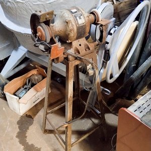 Amoladora Esmeril Stanley con Soporte - imagen 1