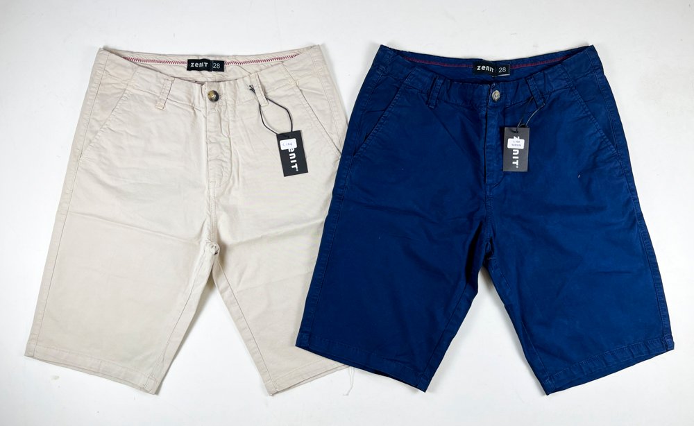Lote siguiente: Dos pares de shorts Zenit, color Azul y Beige, talle 28