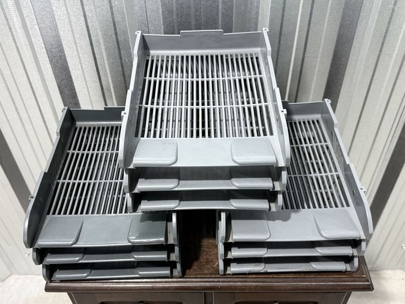 Bandejas Organizadoras Apilables de Plástico Gris