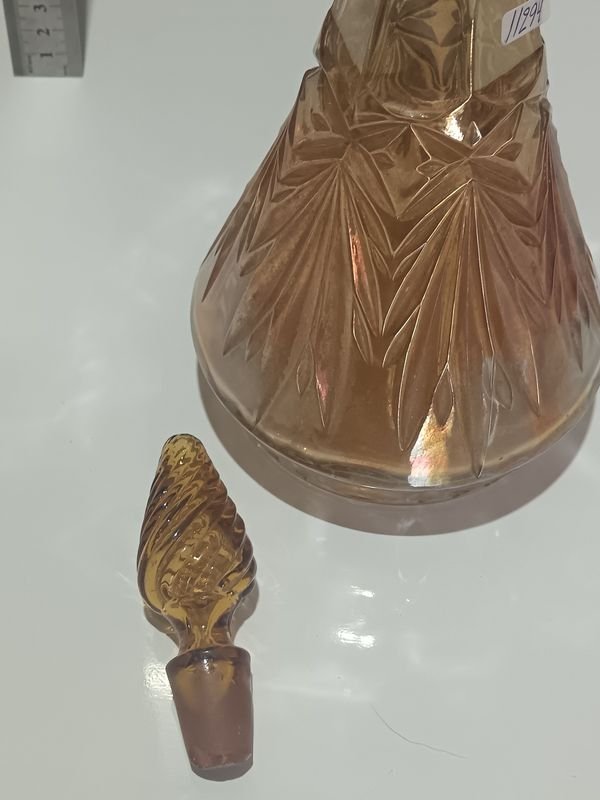Vaso de cristal labrado en ámbar, antiguo y hermoso - imagen 3