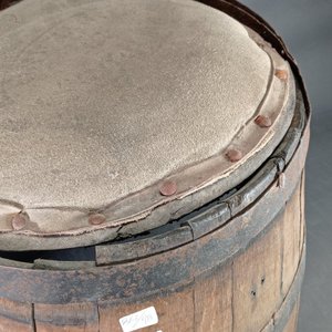 Banco Rústico de Barril de Madera con Asiento Acolchado - imagen 4