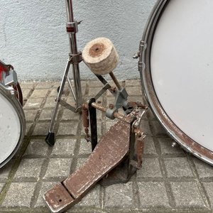 Batería Infantil Linko Roja con Bombo, Redoblante y Pedal - imagen 5