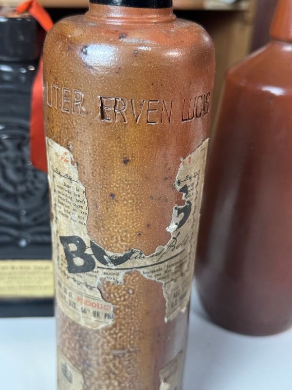 Colección de porrones y botellas de ginebra - imagen 9