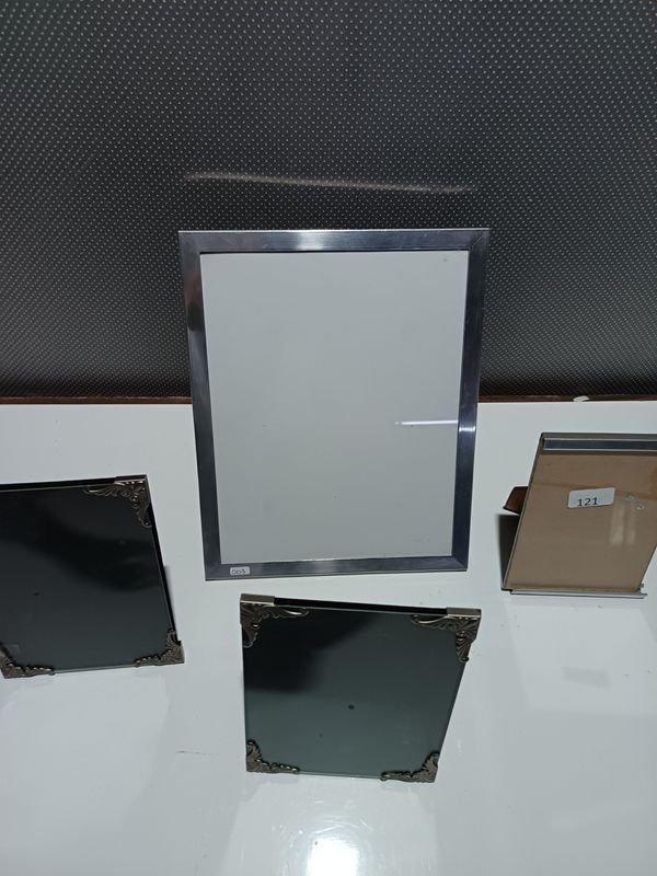 Item 879986 - Image 1