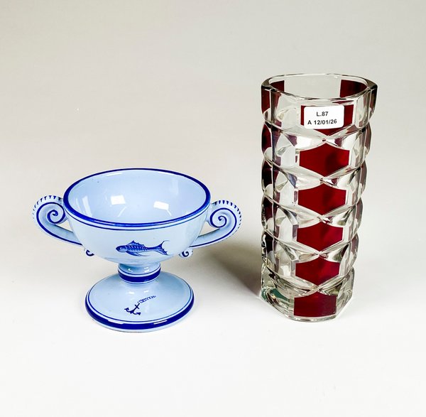 Lote siguiente: Vajillas y floreros de porcelana y cristal