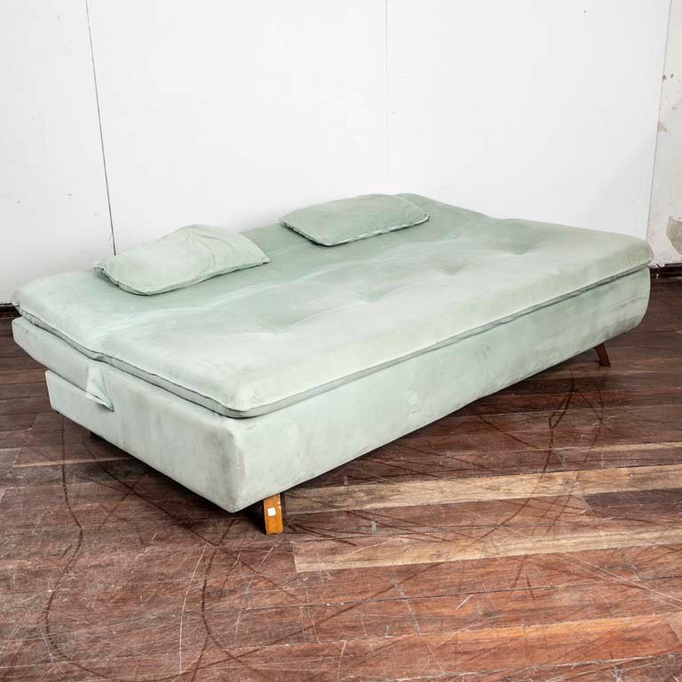 Item 2114075 - Image 1