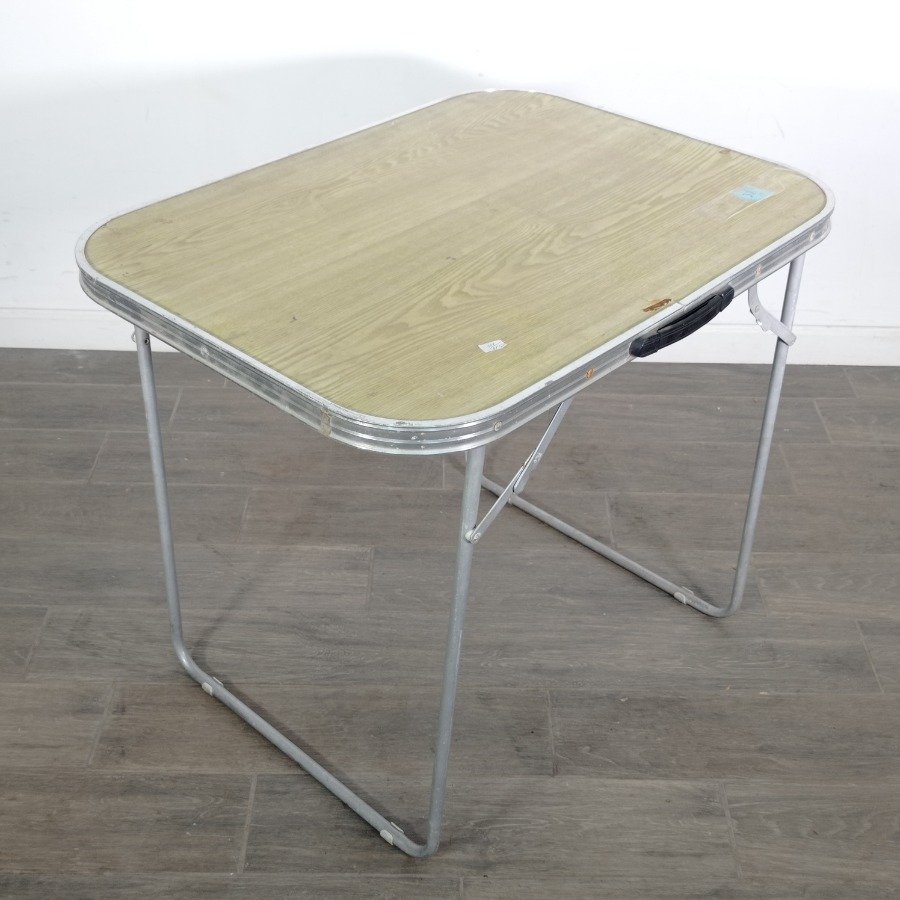 Mesa plegable metálica con tapa imitación de cármica - imagen 3