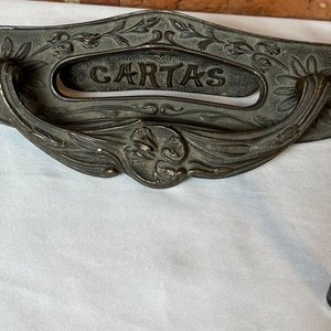 Tapa de Buzón y Manotón de Bronce Macizo Estilo Art Nouveau - imagen 2