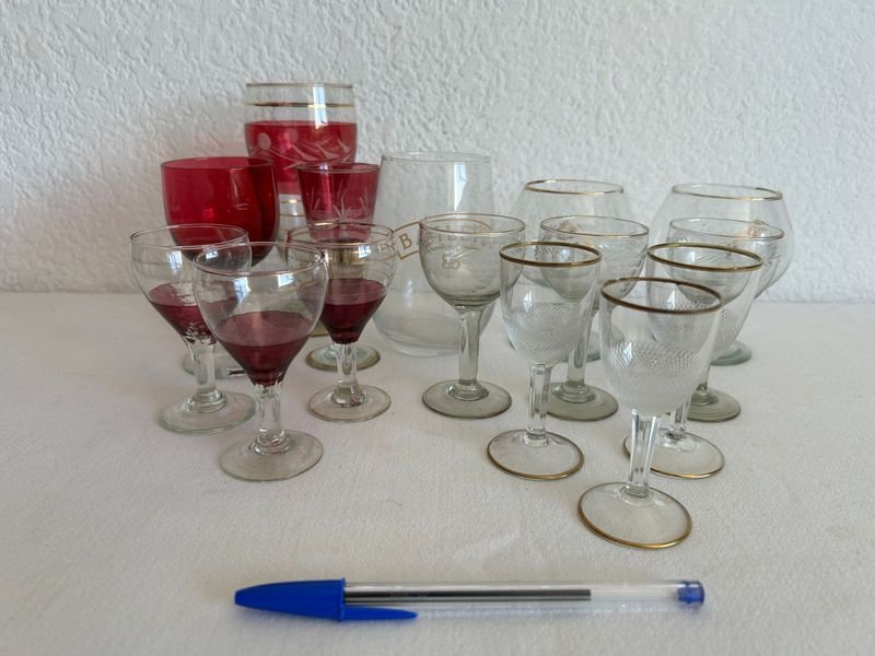 Lote anterior: Lotes de copas de vino y accesorios