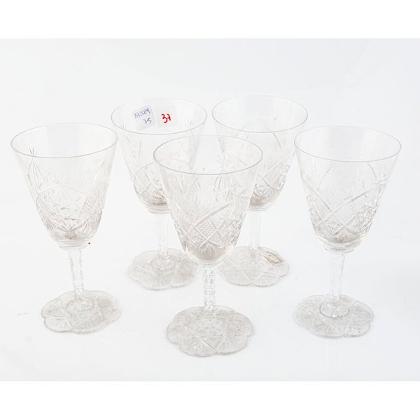 Juego de 5 Copas de Cristal Tallado con Pie Lobulado