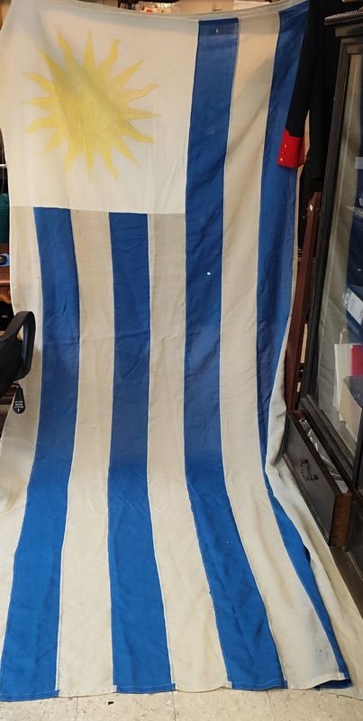 Antiguo Pabellón Nacional Uruguayo con Inscripción Árabe y Sol de Mayo