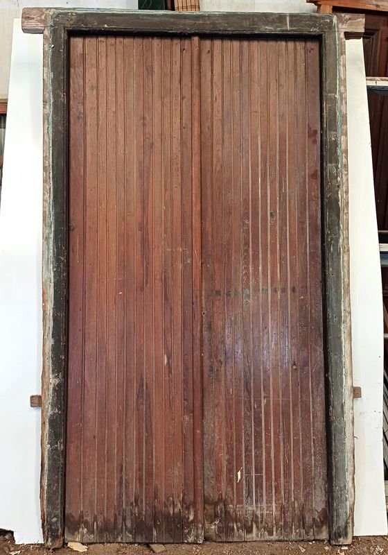 Puerta de dos hojas con marco, completamente en pinotea - imagen 8