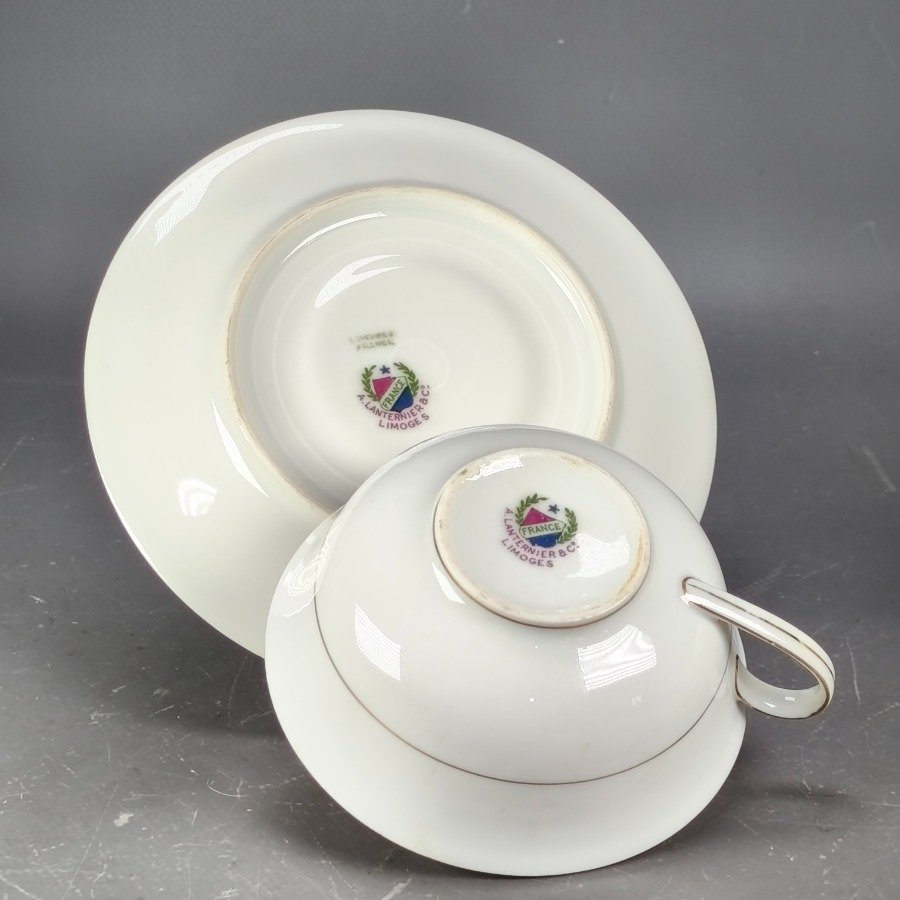 Item 18548 - Image 11