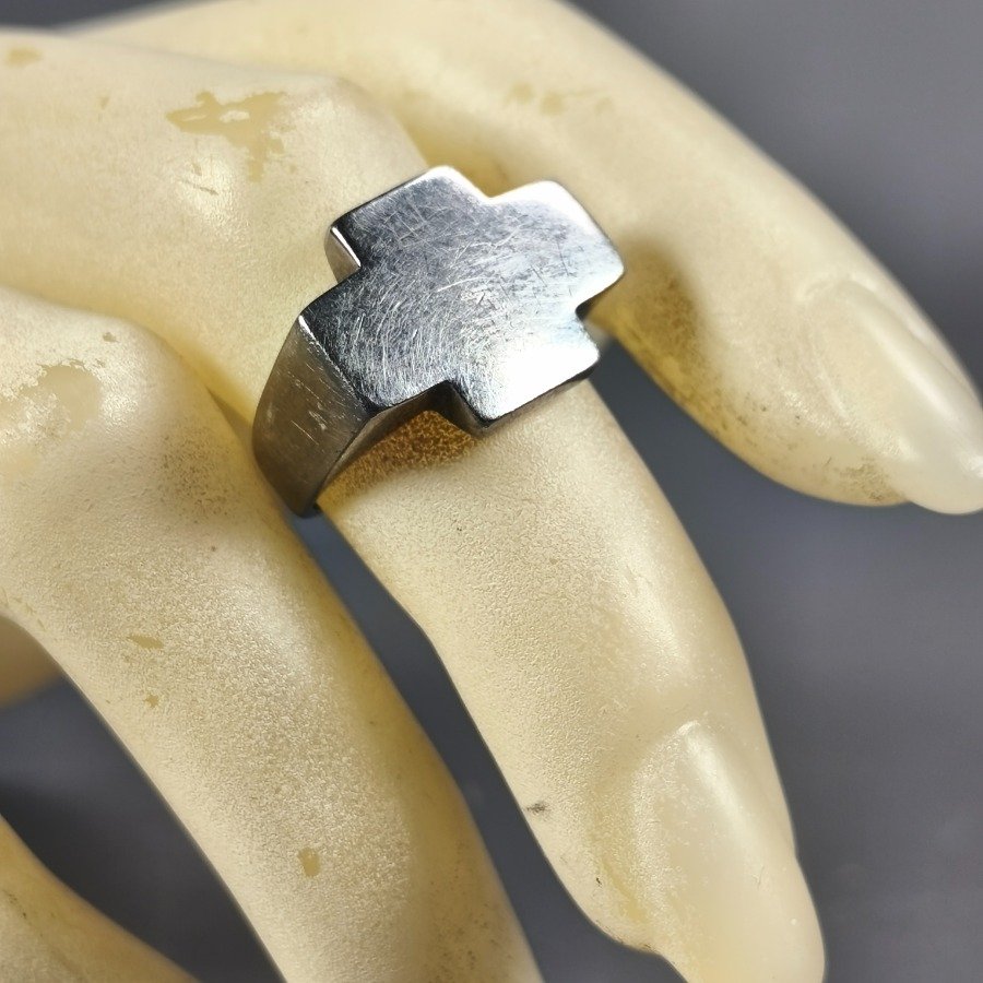 Item 16390 - Image 9