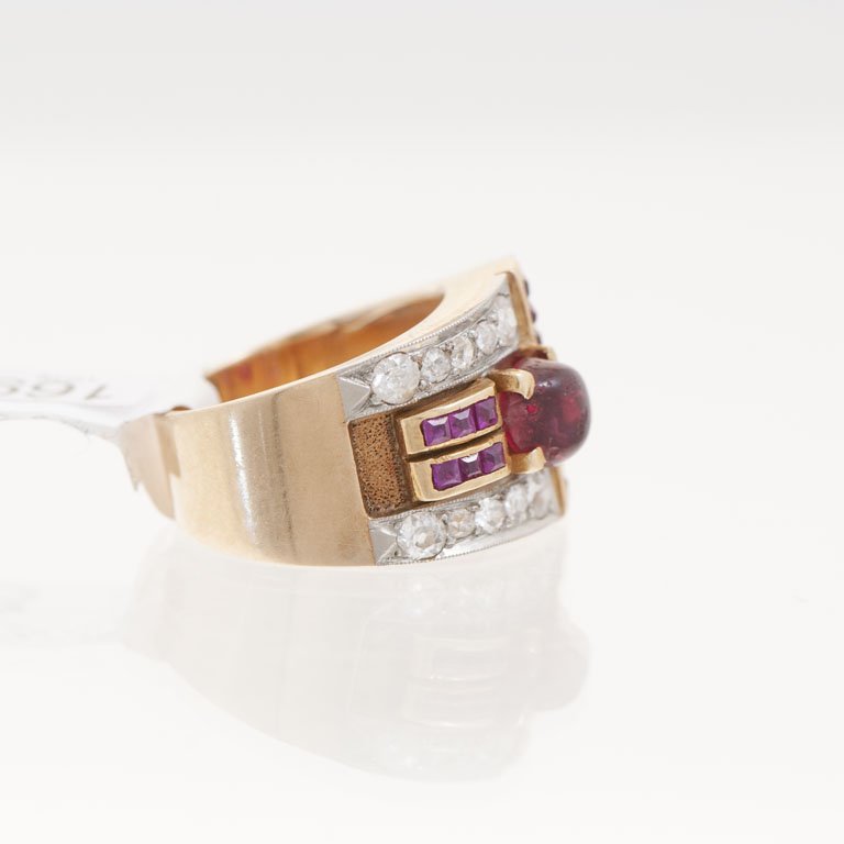 Anillo de oro con rubíes y brillantes - imagen 2