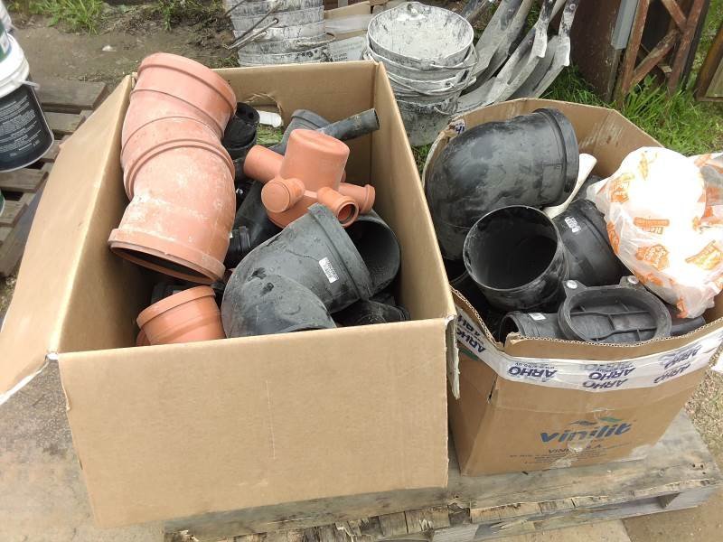 Lote de Conexiones Varias para Cañería