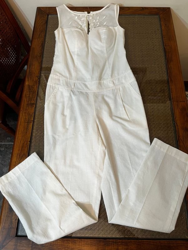 Mono Blanco Talle S con Bordado y Transparencias - imagen 1