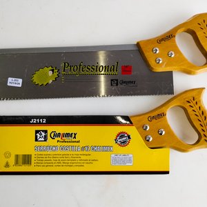 Lote siguiente: Dos Serruchos Profesionales Chalumex con Mango de Madera