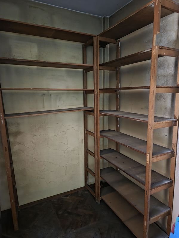 Estantería de madera para almacenamiento - imagen 2