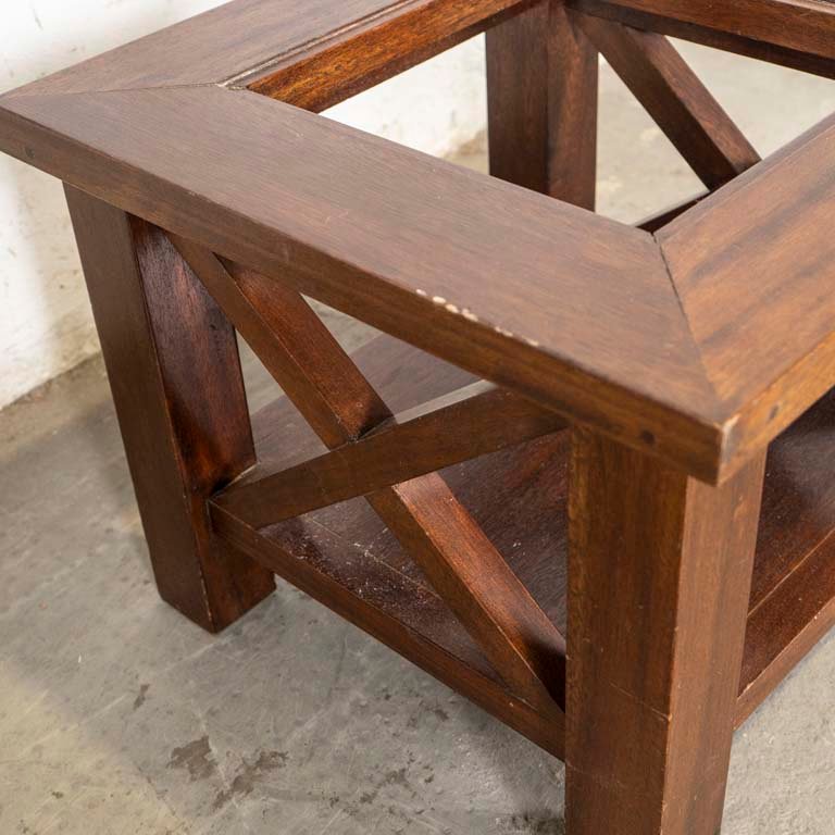 Mesa de living sin tapa de vidrio con estante - imagen 2