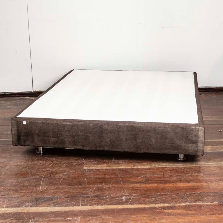 Item 2113881 - Image 0