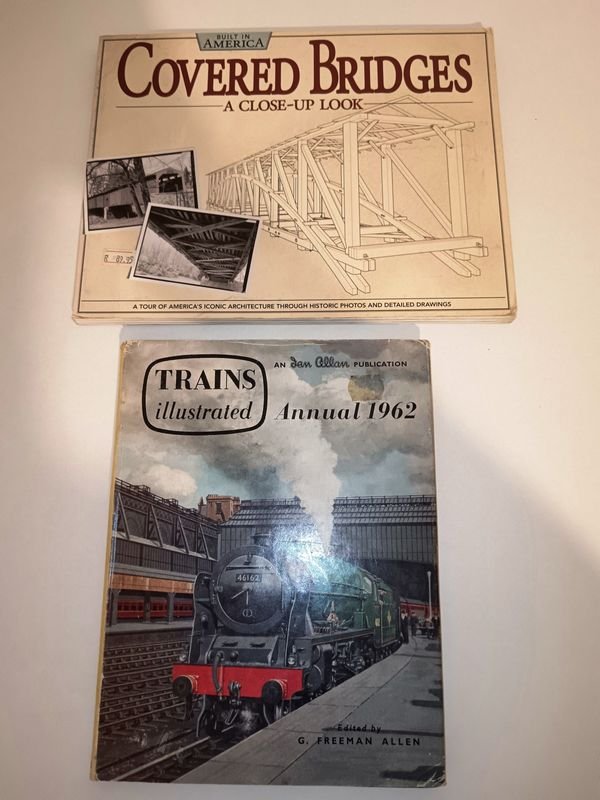 Libros sobre trenes en inglés, como nuevos - imagen 2