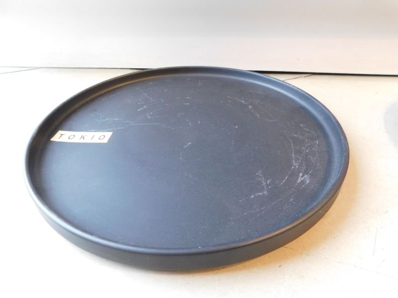 Plato de cerámica negros tamaño grande
