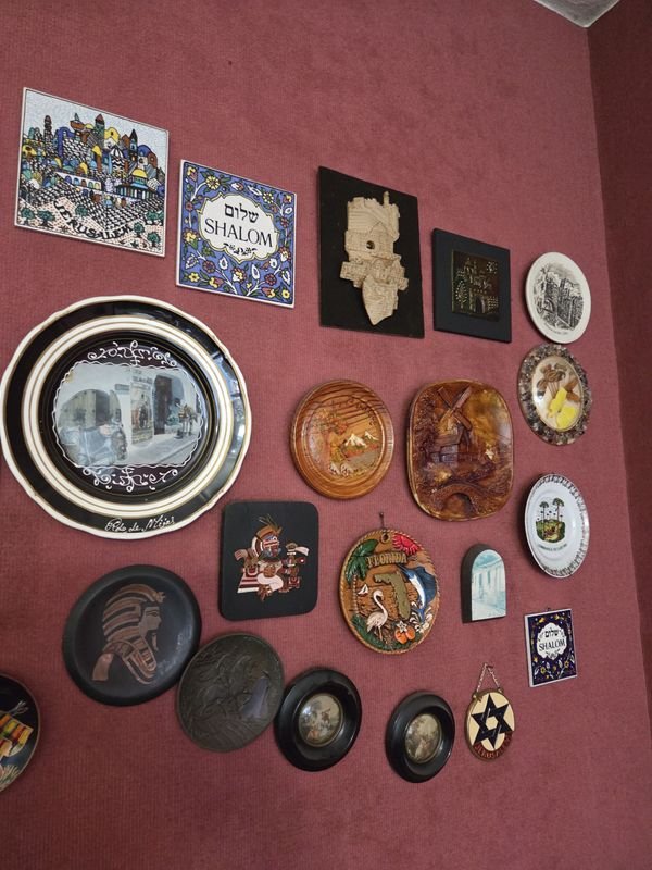Colección de platos decorativos y calendarios maya - imagen 5