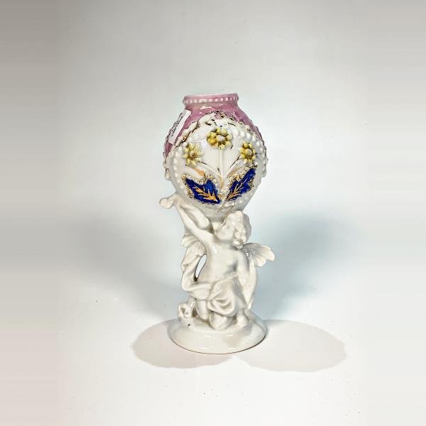 Mate Isabelino de Porcelana con Querubín y Flores - 18 cm