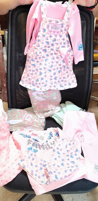 Ropa para bebés con mangas largas y pantaloncitos - imagen 3