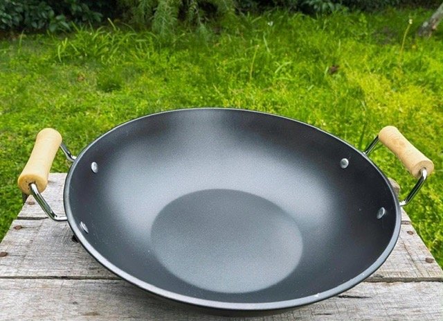 Wok Antiadherente de 28 cm con Mangos de Madera