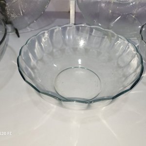 Set de 5 Piezas: 2 Fuentes Grandes y 3 Ensaladeras de Vidrio Transparente - imagen 4