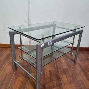 Mesa de TV con Estantes y Estructura Plateada - imagen 3