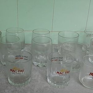 Lote de Vasos, Copas Verdes, Jarra y Tazas Cerveceras - imagen 3