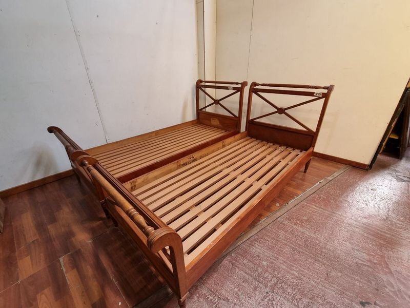 Item 889986 - Image 0