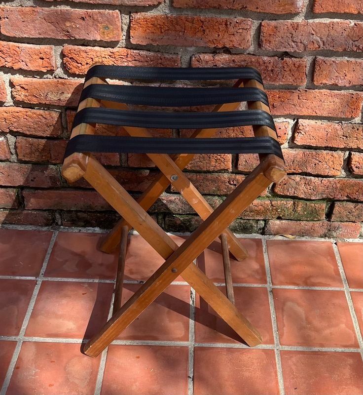 Lote anterior: Porta valijas de diseño plegable
