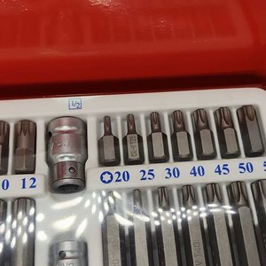 Juego de Puntas Torx, Multi Torx y Allen de 41 Piezas con Estuche Metálico - imagen 4