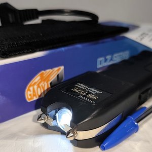 Picana Eléctrica de Autodefensa Recargable con Linterna - imagen 4