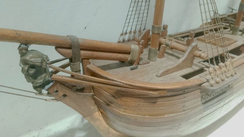 Maqueta de Alto Detalle de Fragata Inglesa con Cañones y Accesorios - imagen 9