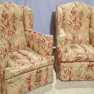 Par de Bergères Bajos Tapizados con Tela Floreada - imagen 2