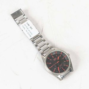 Lote anterior: Reloj de Pulsera Q&Q Analógico con Correa Metálica