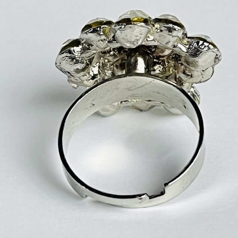 Anillo de diamantes en estuche - imagen 3
