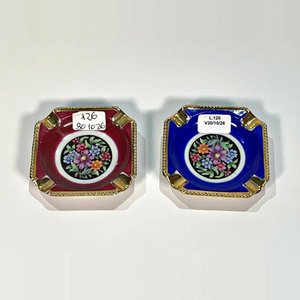Dos Ceniceros de Porcelana Bavaria con Diseños Florales - imagen 1