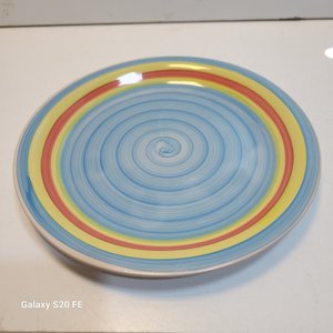 Set de 6 Platos de Cerámica con Diseño Espiral Azul y Rayas - imagen 5