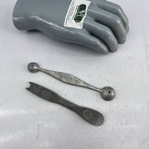 Dos Utensilios de Cocina de Aluminio - imagen 2