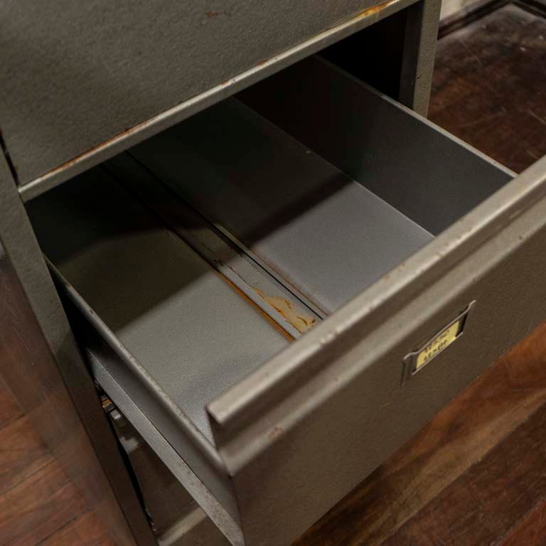 Item 2106832 - Image 1