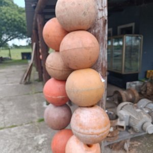 Lote siguiente: Lote de 10 Boyas Náuticas Usadas - Diámetro 20 cm